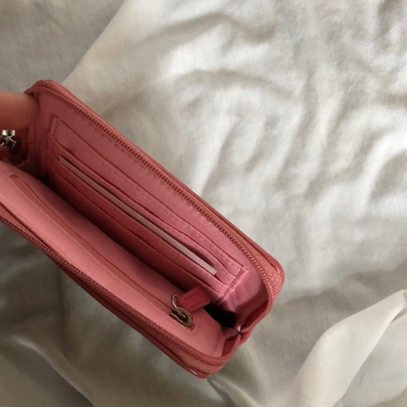 Coach bag with leather flower and matching wallet - Picture 3 of 3